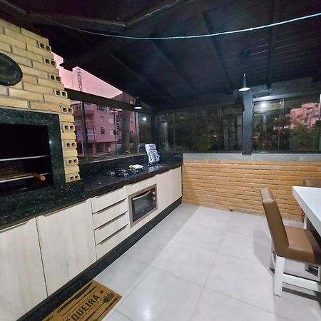 Apartamento 12 - Bombinhas - 200 Metros Da Praia ภายนอก รูปภาพ