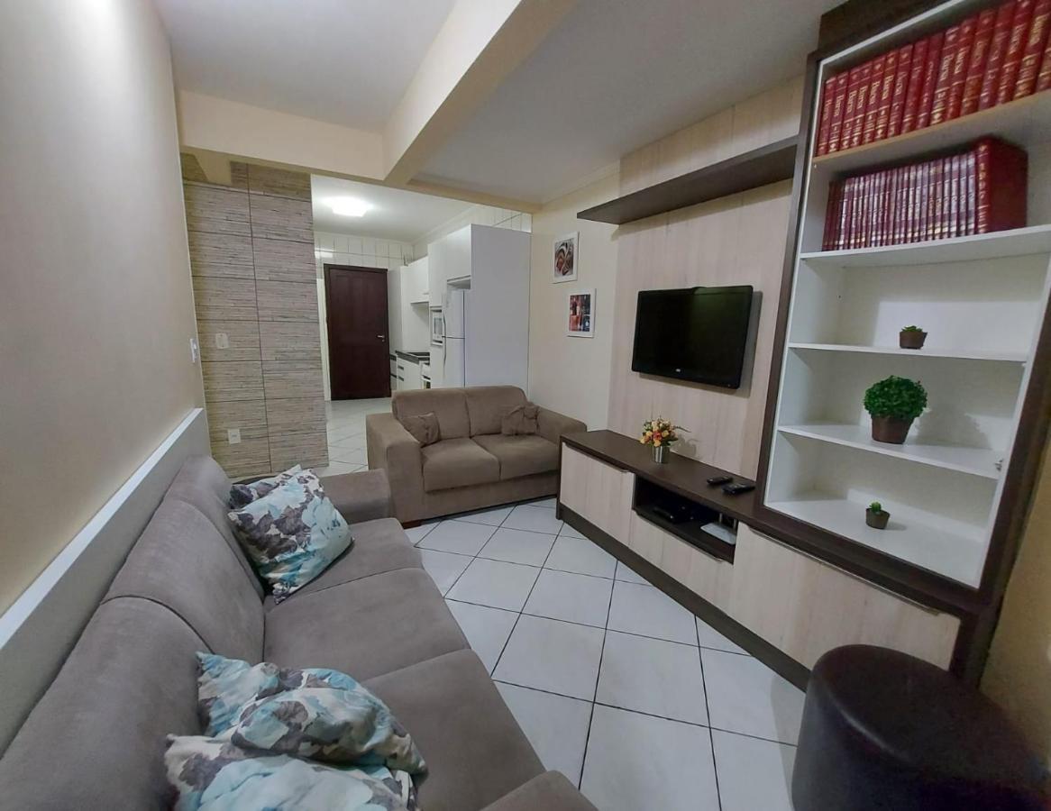 Apartamento 12 - Bombinhas - 200 Metros Da Praia ภายนอก รูปภาพ