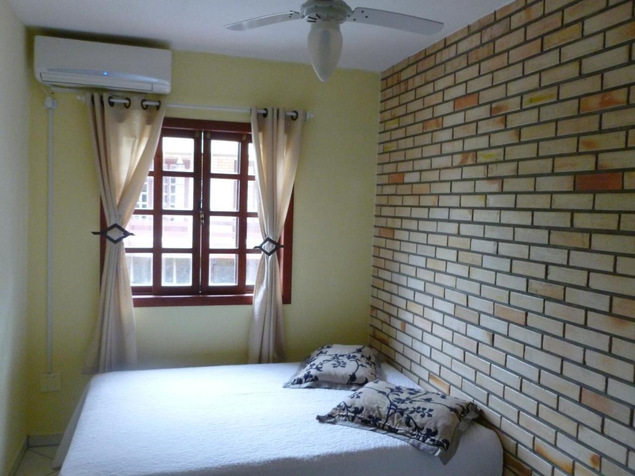 Apartamento 12 - Bombinhas - 200 Metros Da Praia ภายนอก รูปภาพ