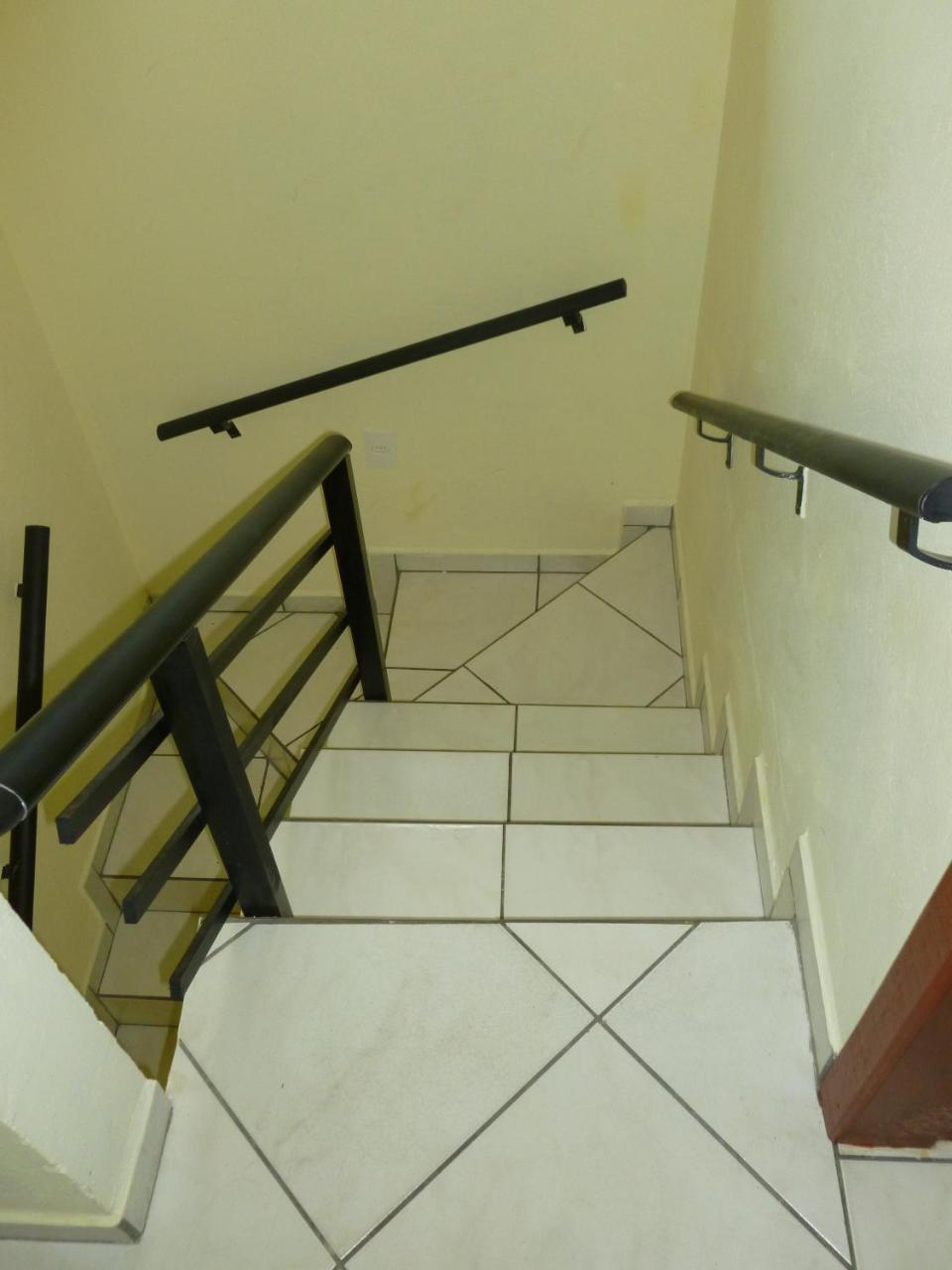 Apartamento 12 - Bombinhas - 200 Metros Da Praia ภายนอก รูปภาพ