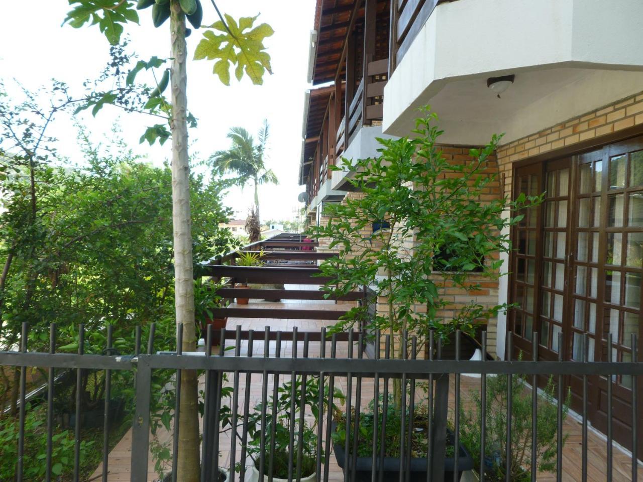 Apartamento 12 - Bombinhas - 200 Metros Da Praia ภายนอก รูปภาพ